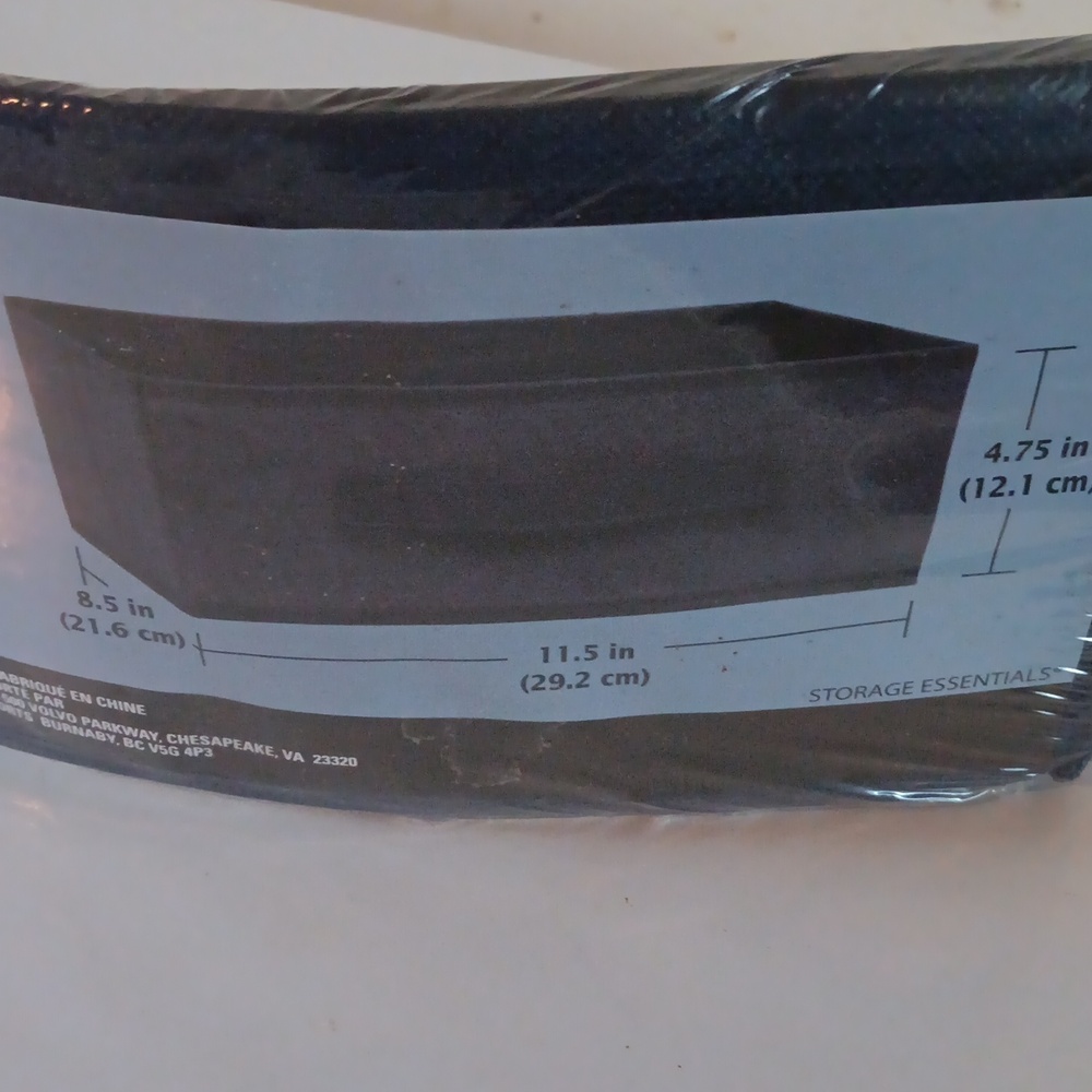 Essential storage container - Picture 2 of 2